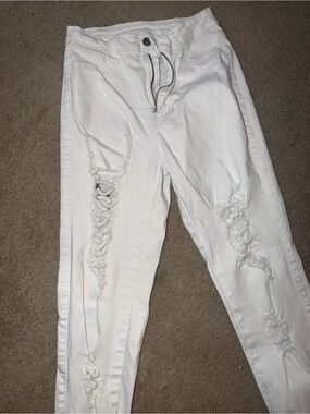 Women’s White Distressed Skinny Jeans - Slim Ripped Style